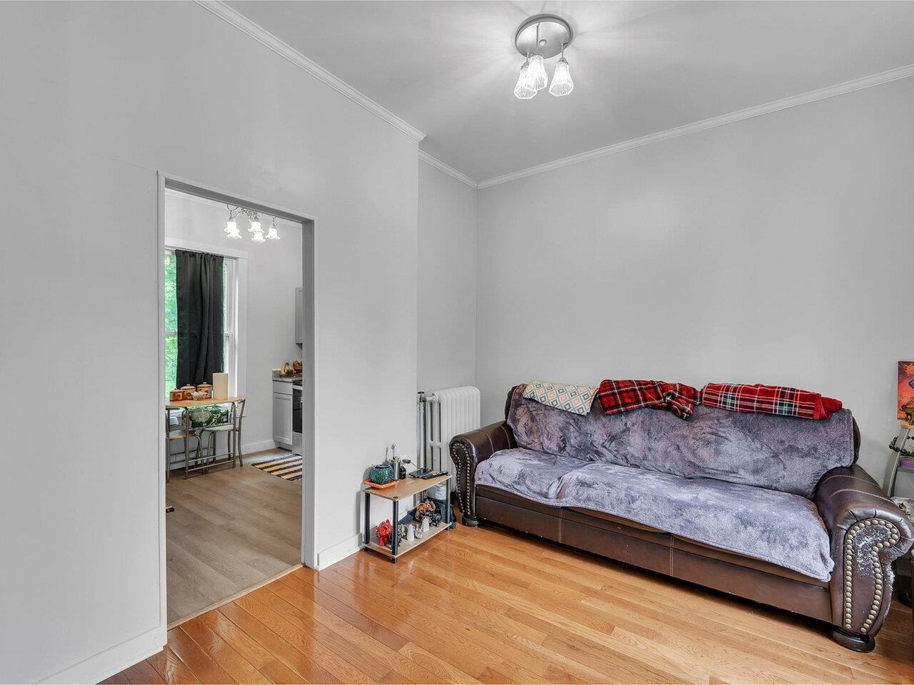 Apartment Family Room