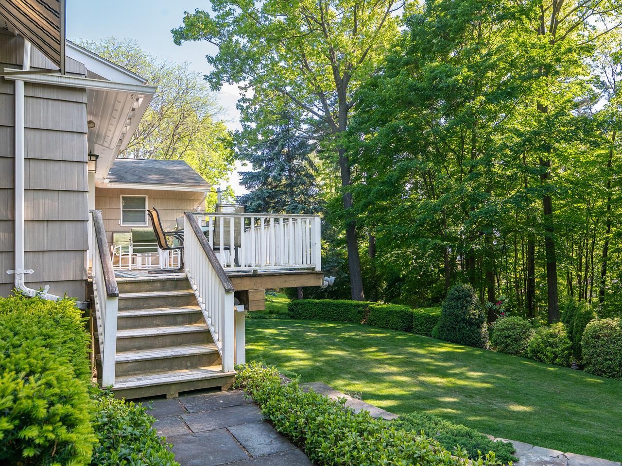 65 DeForest Heights