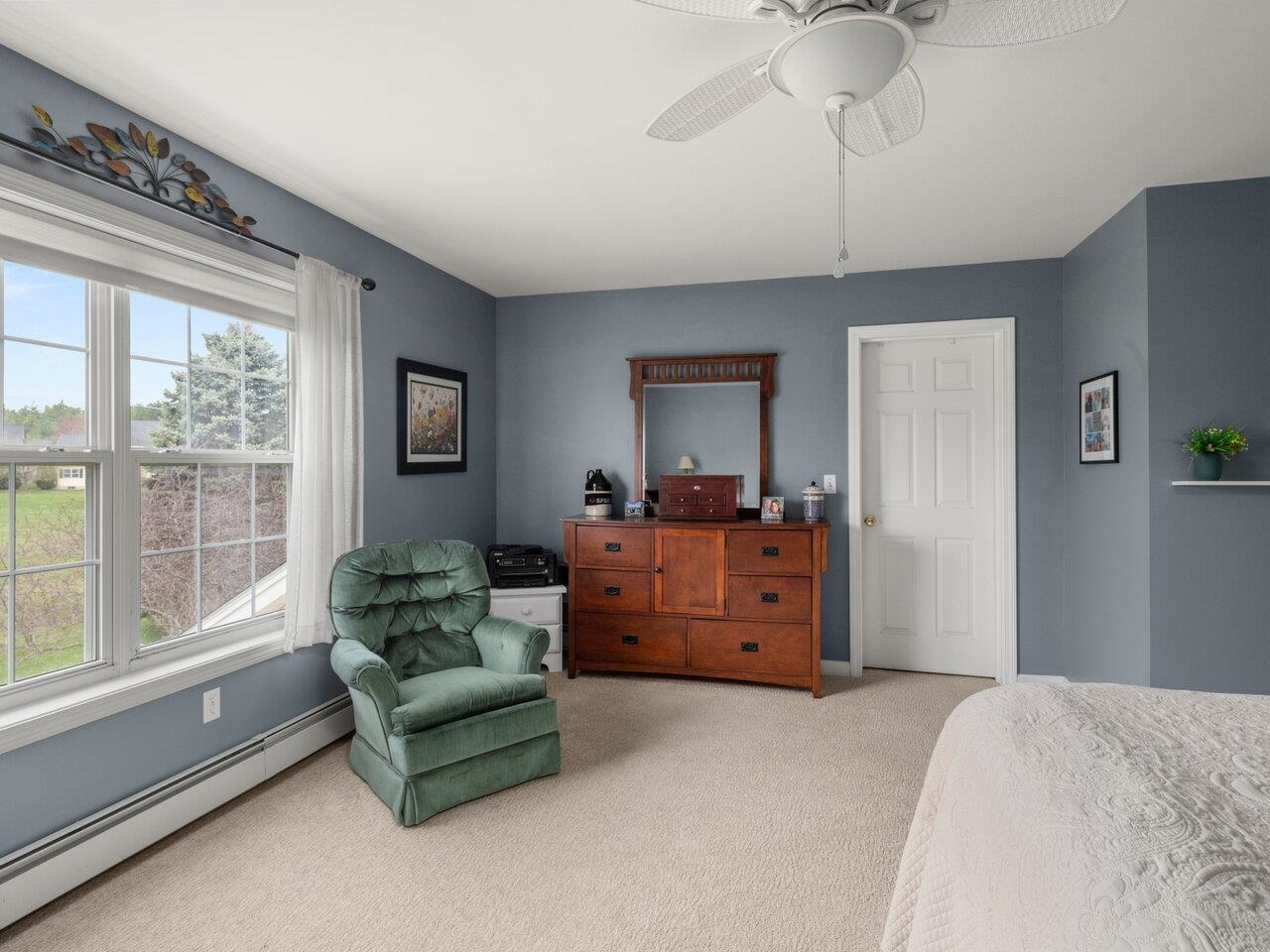 Large Walk-in Closet