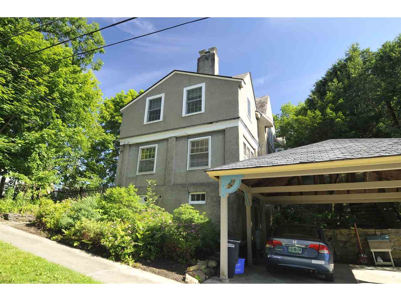 65 Henderson Terrace