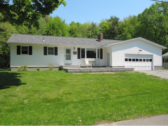 65 Lamell Ave