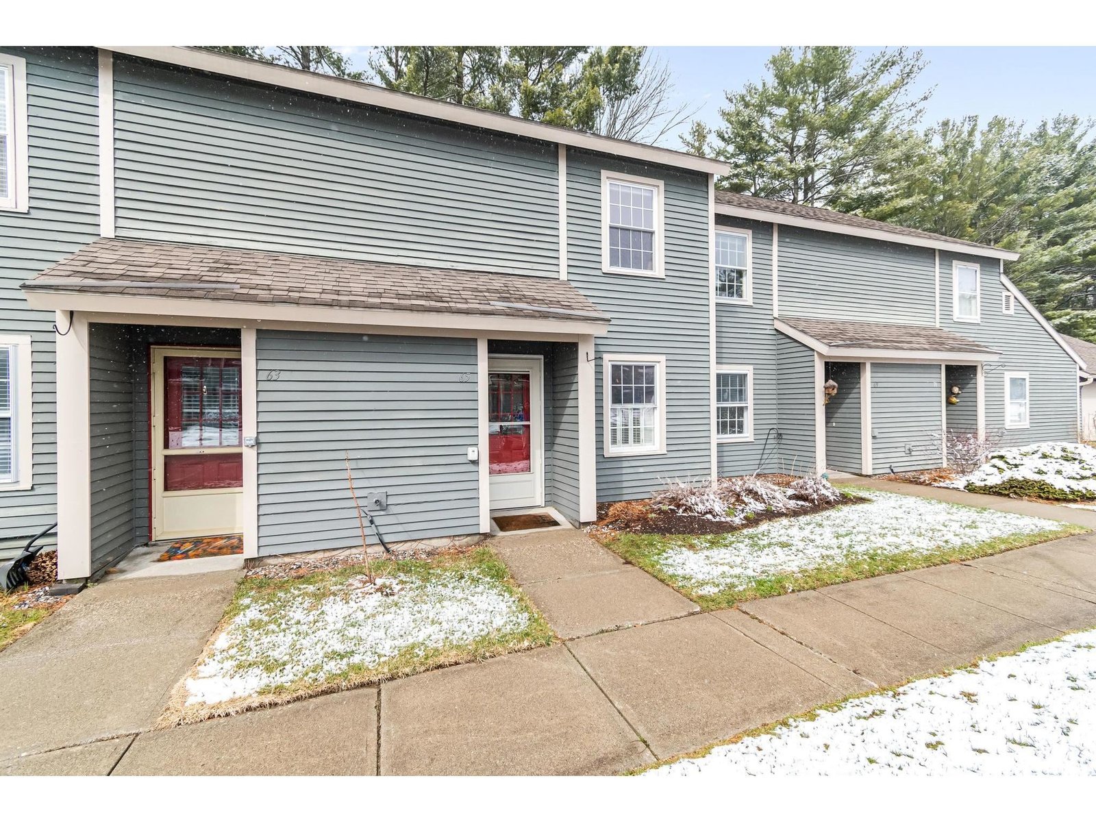 65 Pine Ledge Court
