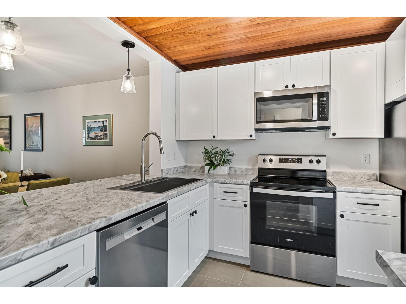 65 Pine Ledge Court