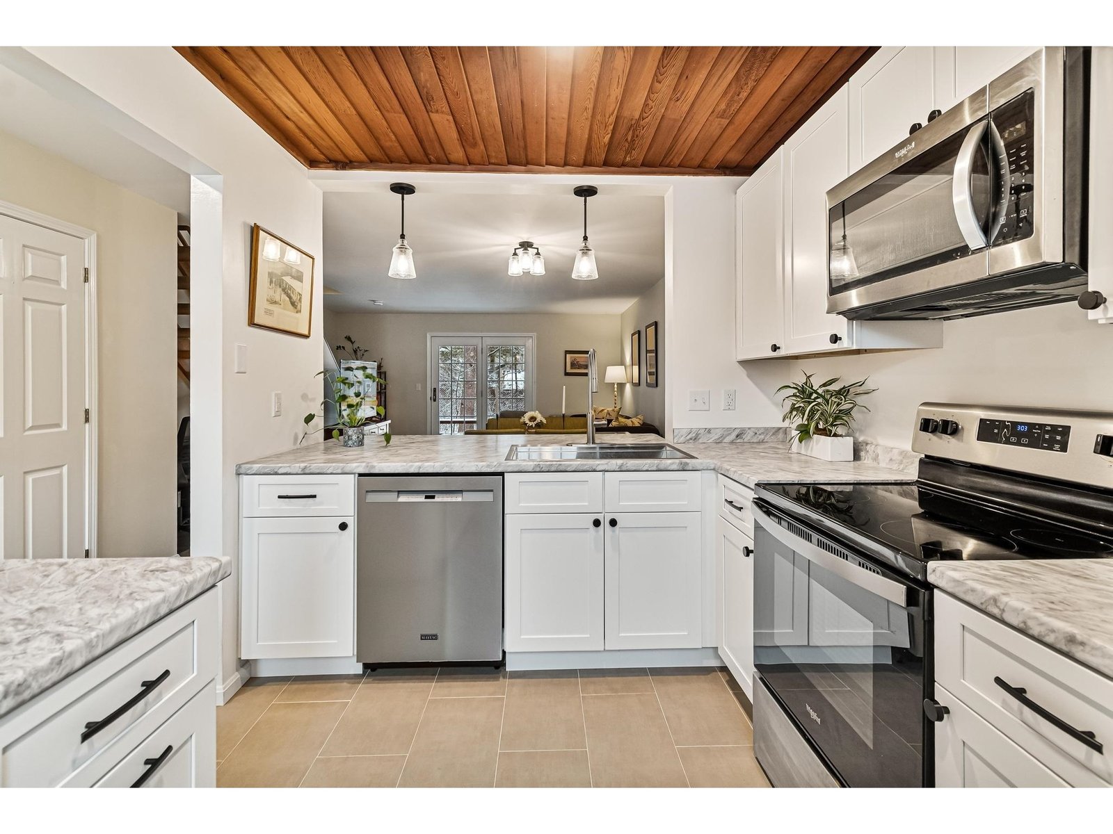 65 Pine Ledge Court