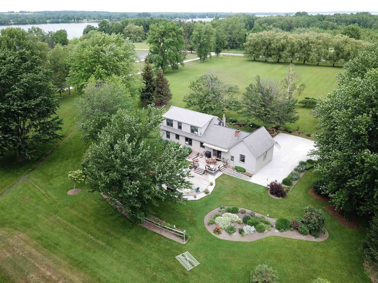 652 Bridge Road