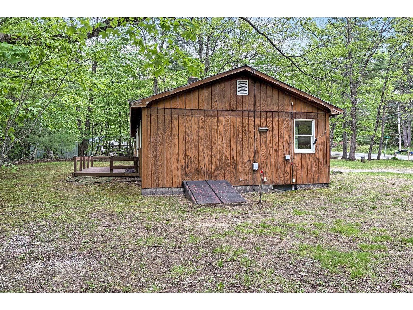 652 Cold River Road