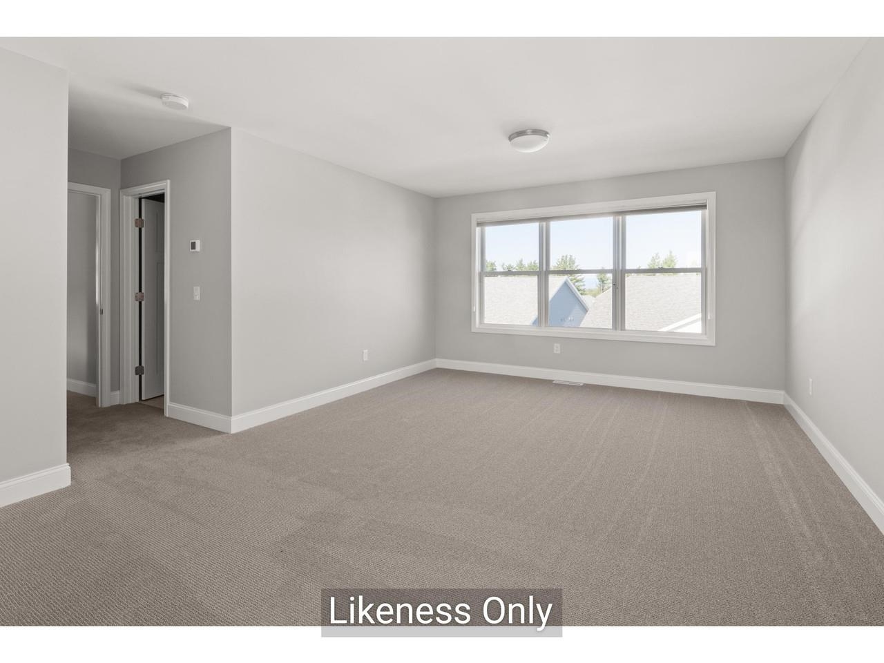 Spacious Primary Suite