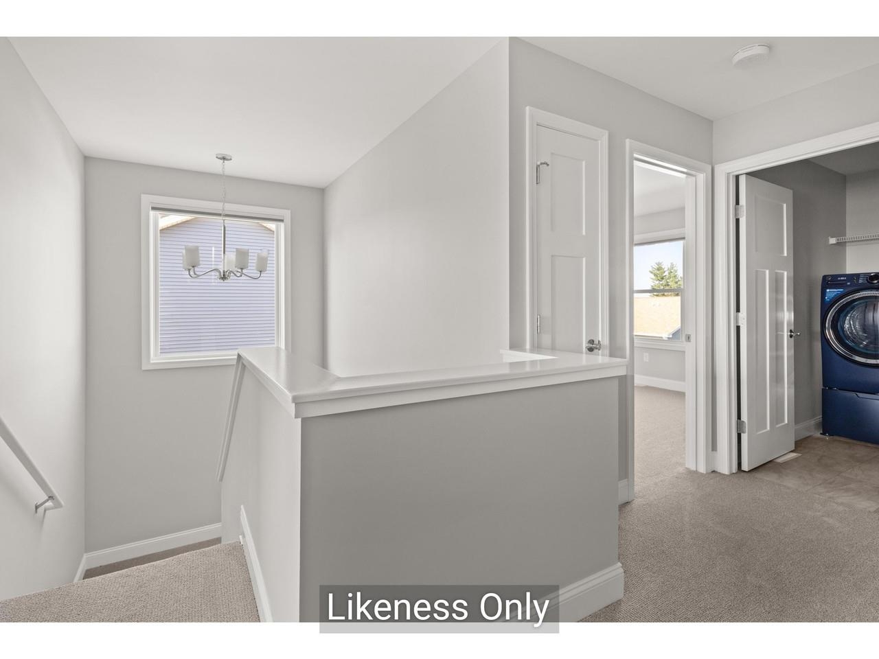 2nd Floor Landing & Laundry