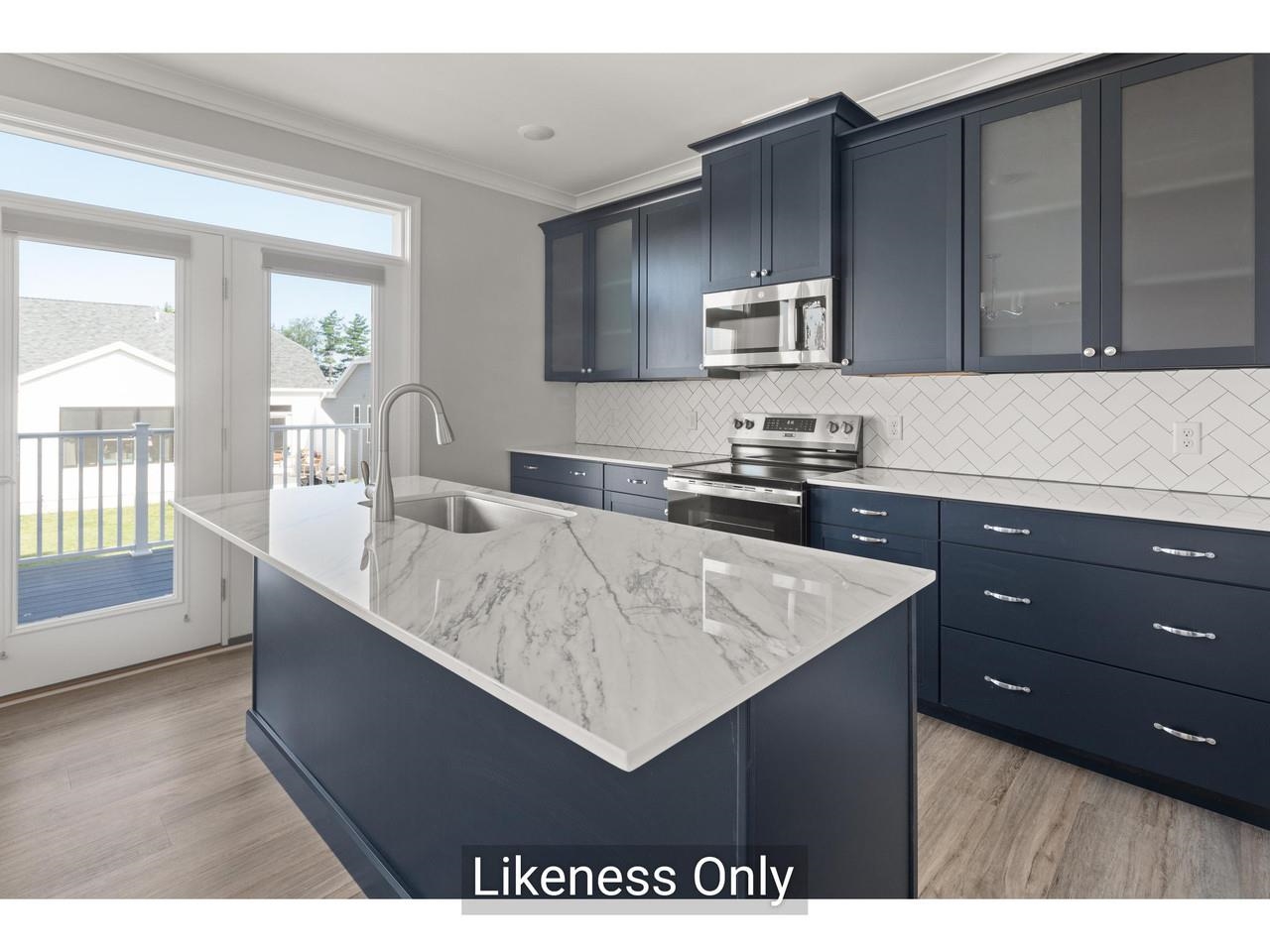 Kitchen with Center Island