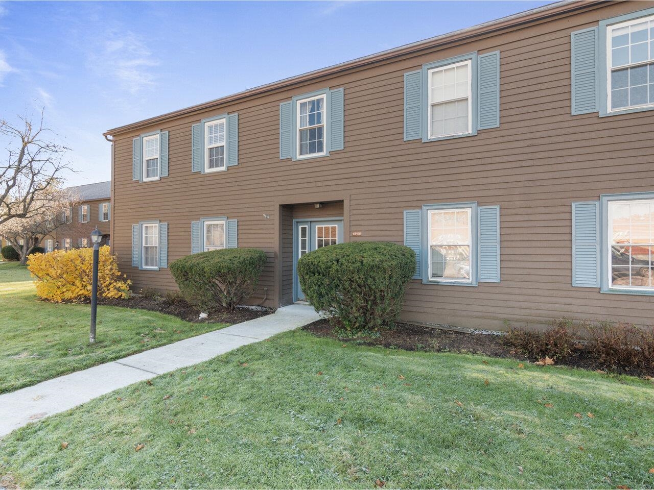 66 Twin Oaks Terrace, South Burlington