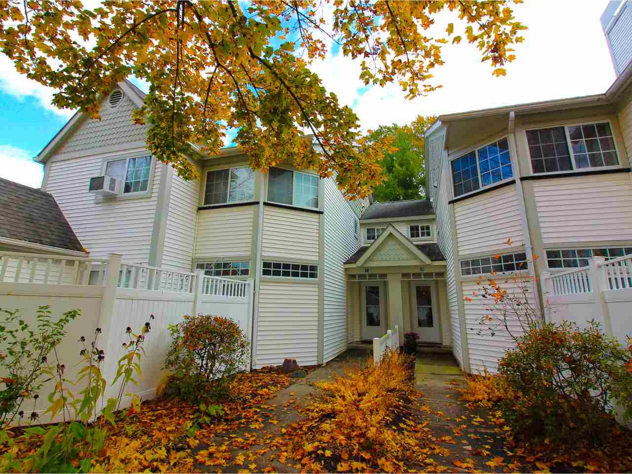 66 Winding Brook Drive, South Burlington