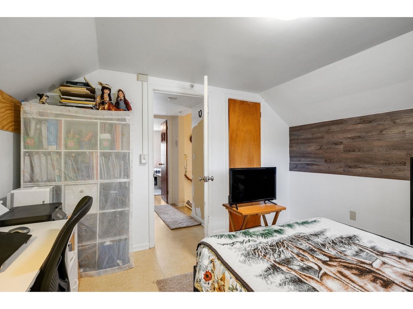 661 Elm Street