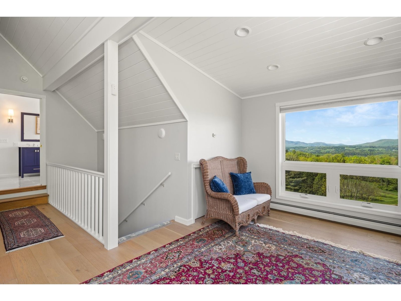 Newly renovated en-suite bathroom