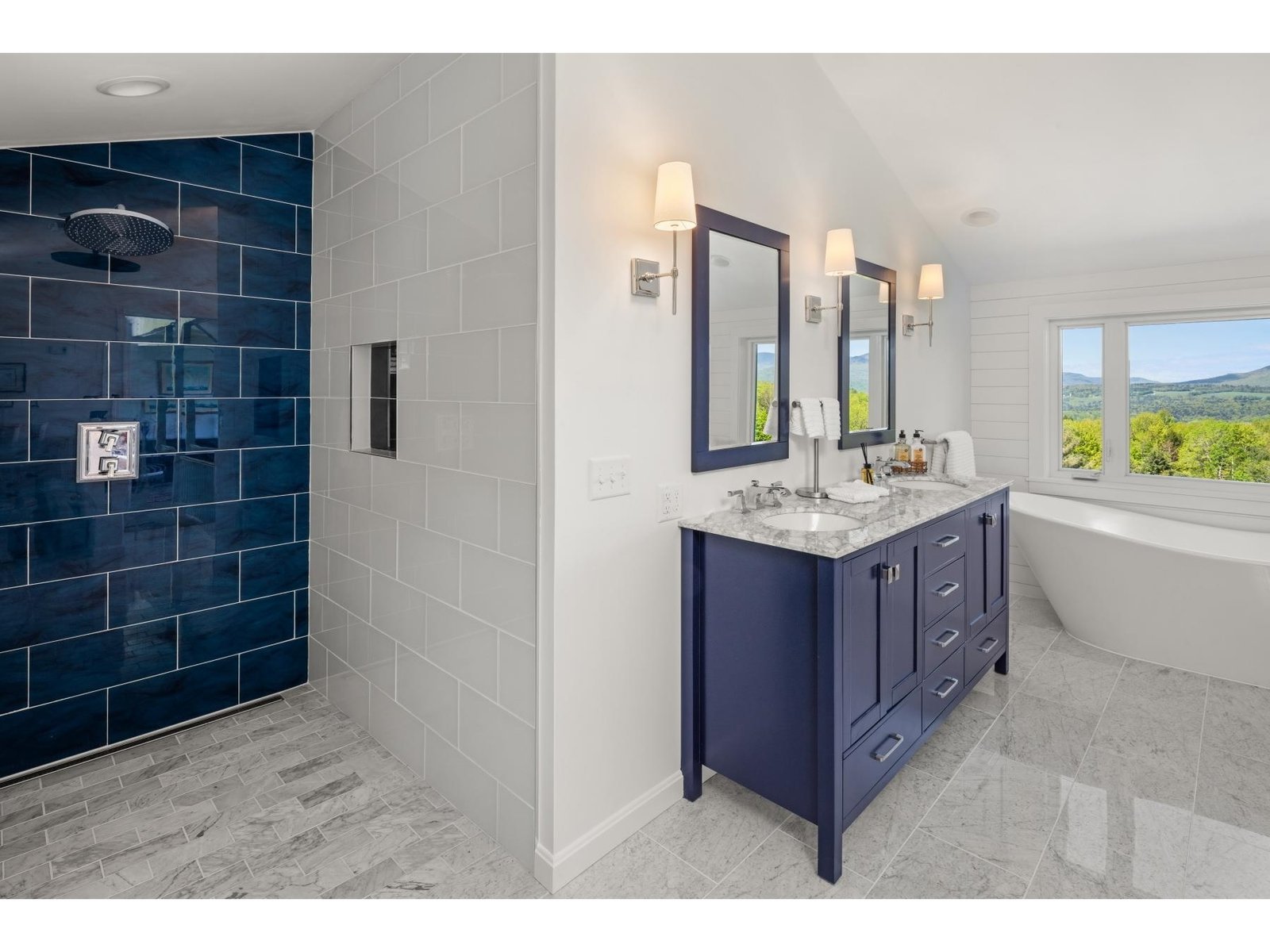 Walk in shower