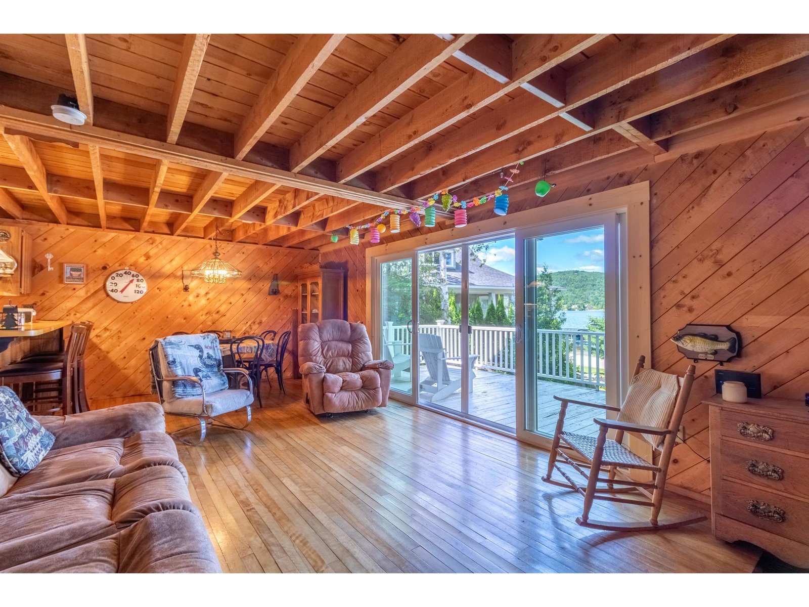 665 Lakeshore Drive