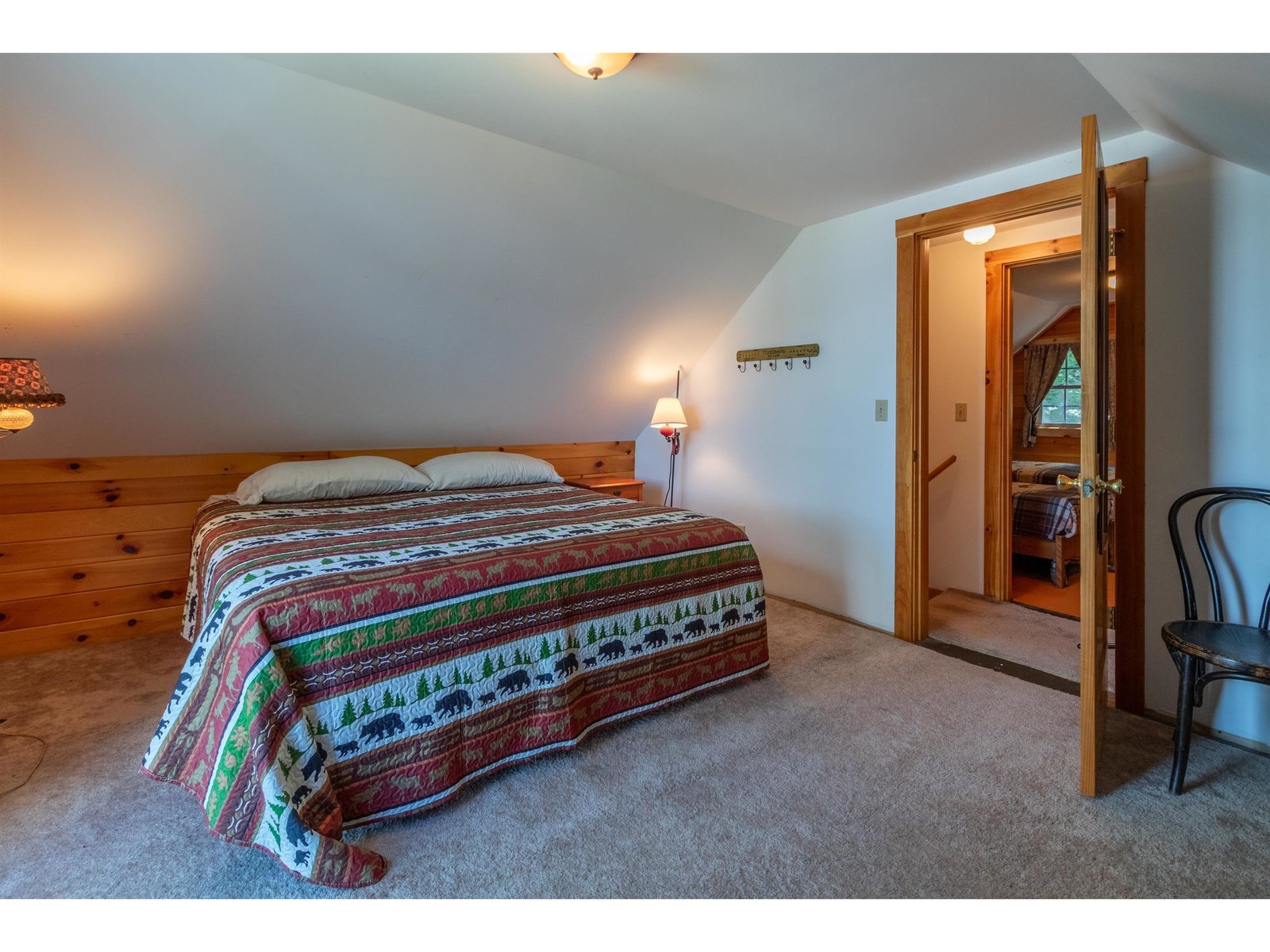 665 Lakeshore Drive
