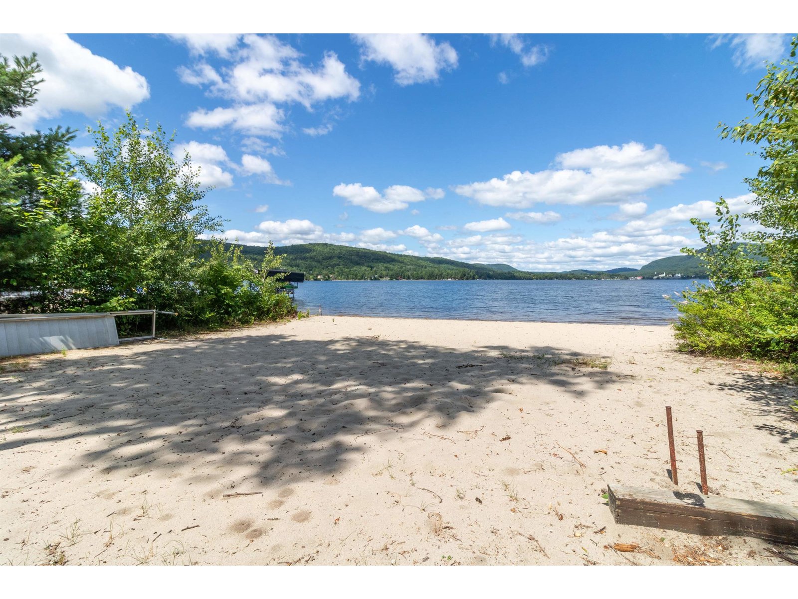 665 Lakeshore Drive