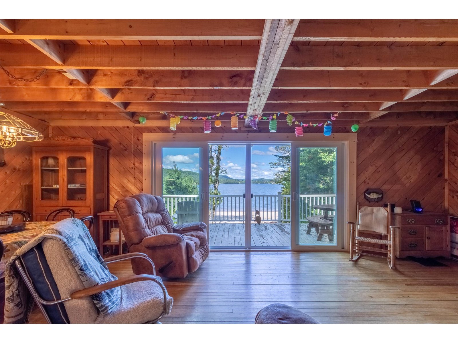 665 Lakeshore Drive