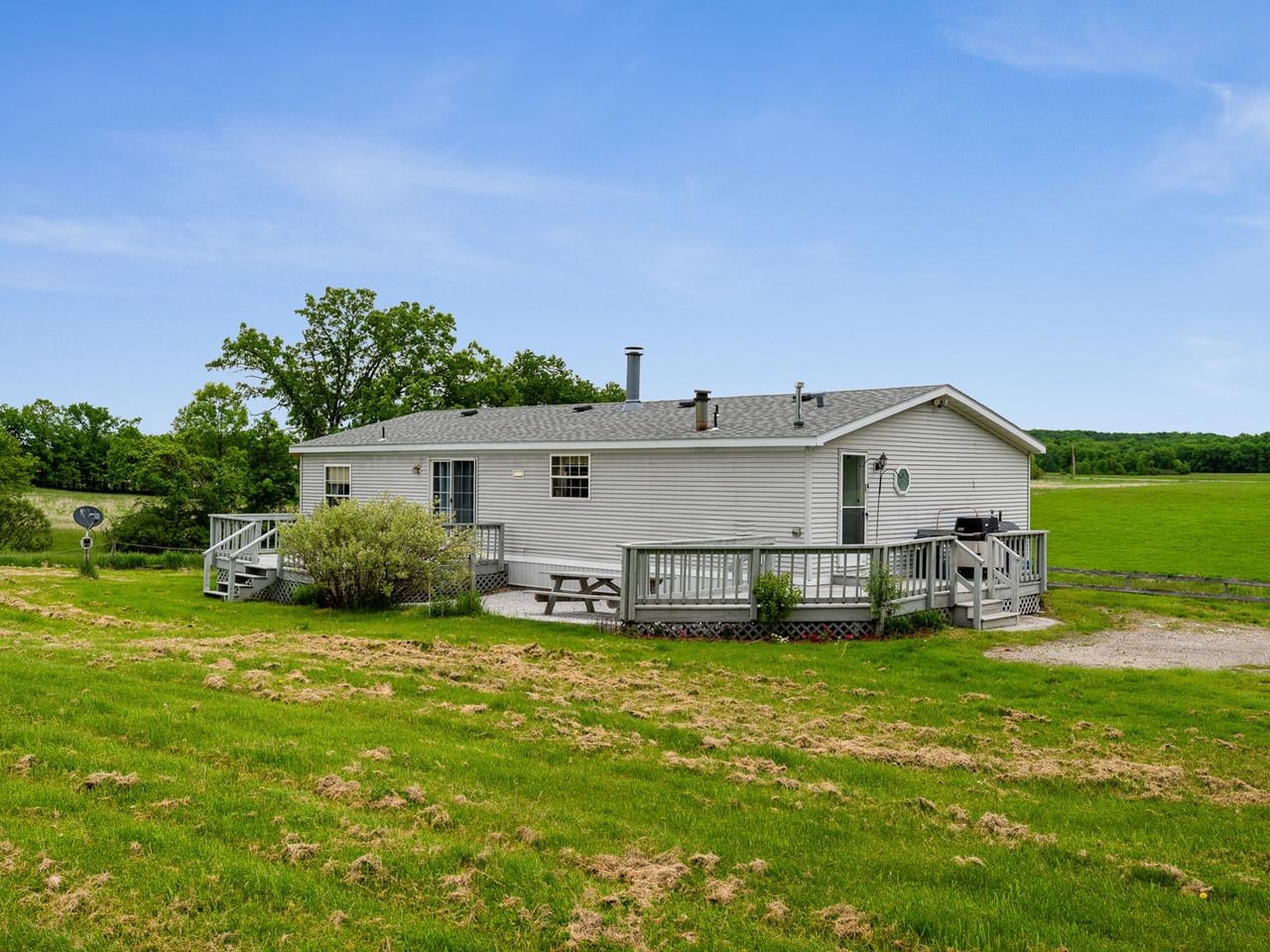 669 Buttolph Road