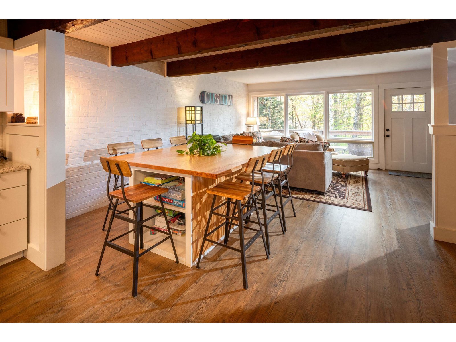 67 Fox Hill Road, Unit 3