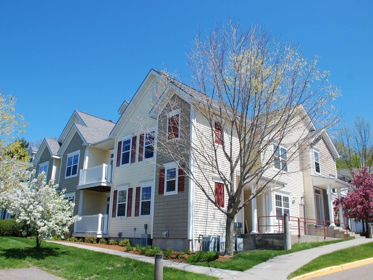 67 Pearl Street, Unit 4