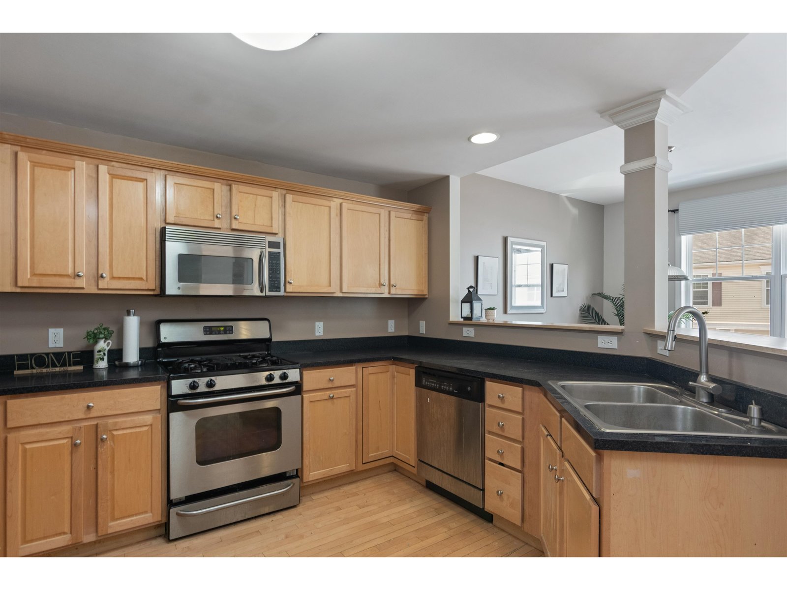 67 Pearl Street, Unit 8