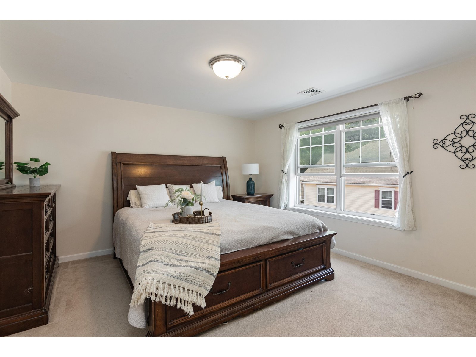 67 Pearl Street, Unit 8