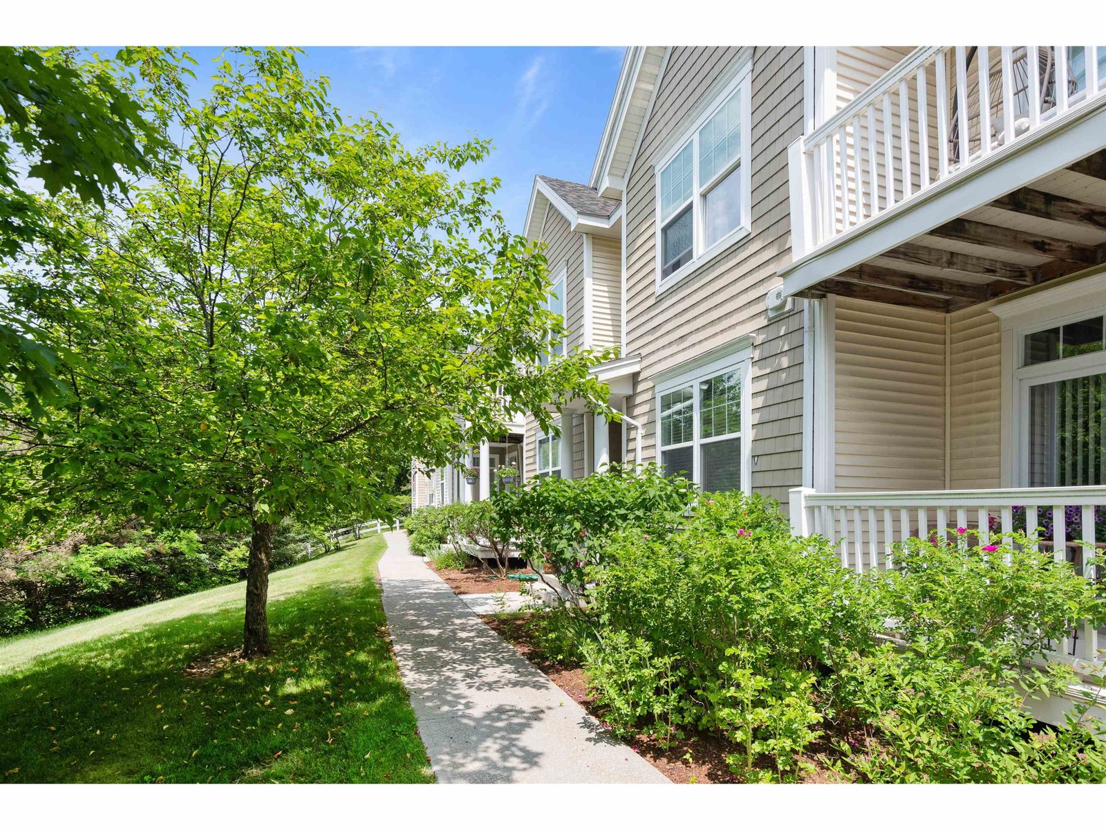 67 Pearl Street, Unit 8