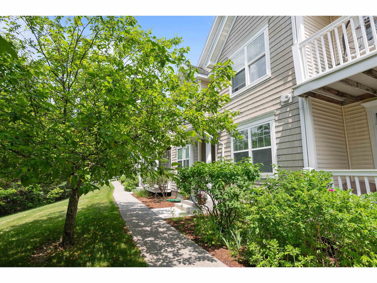 67 Pearl Street, Unit 8