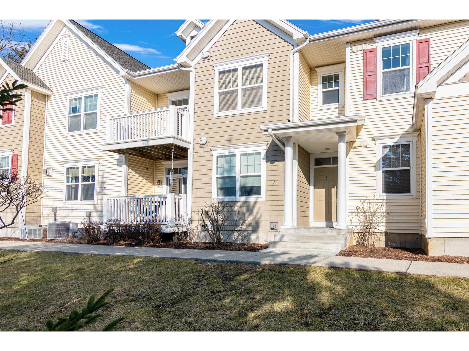 67 Pearl Street, Unit 9