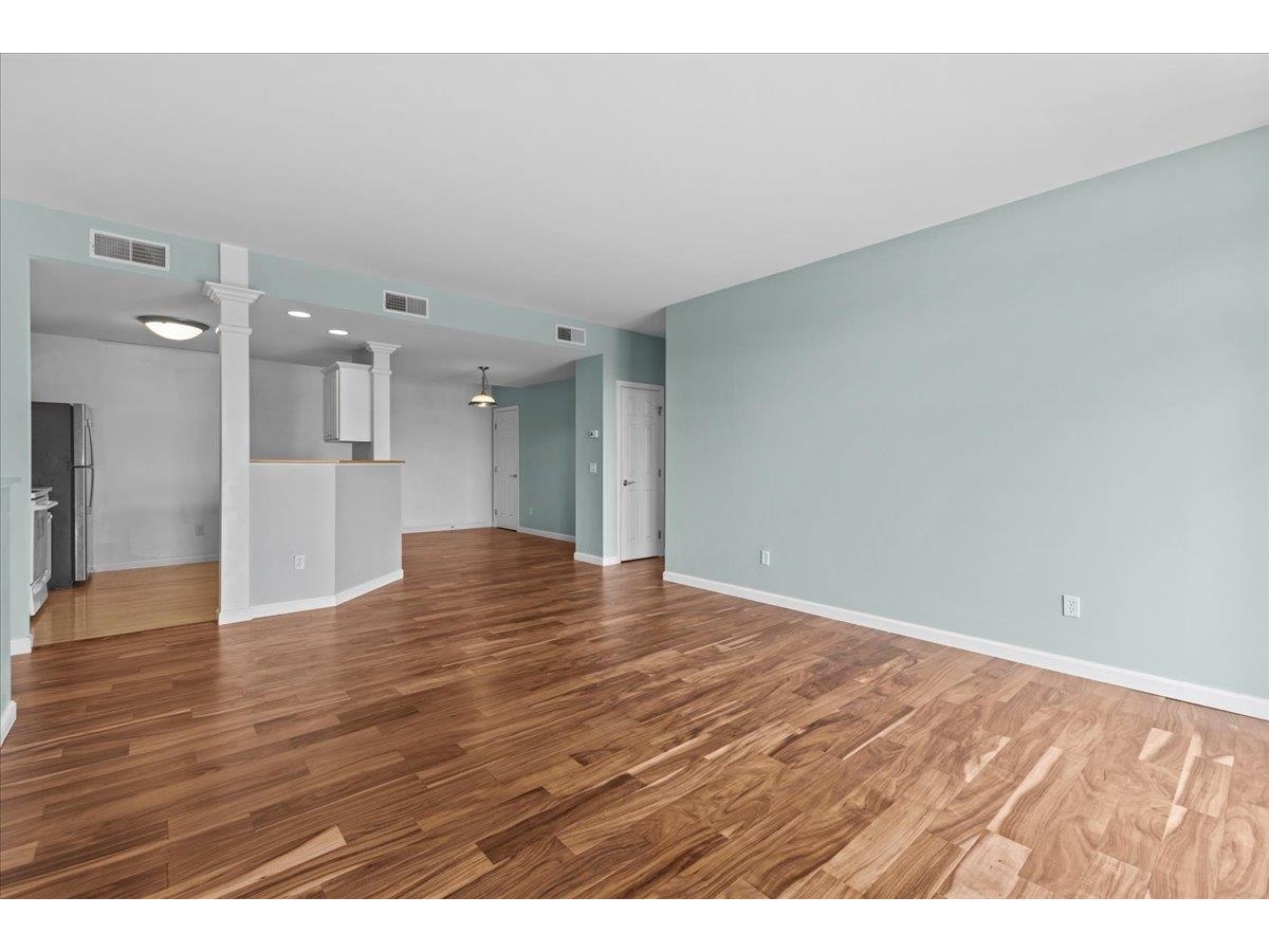 67 Pearl Street, Unit Unit 5