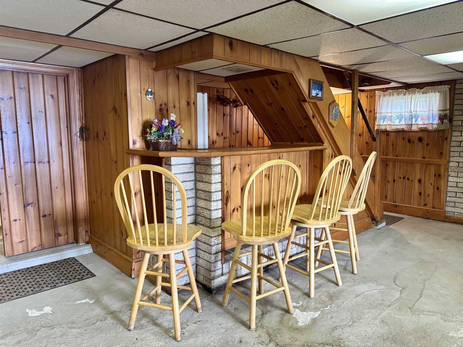 Wet Bar
