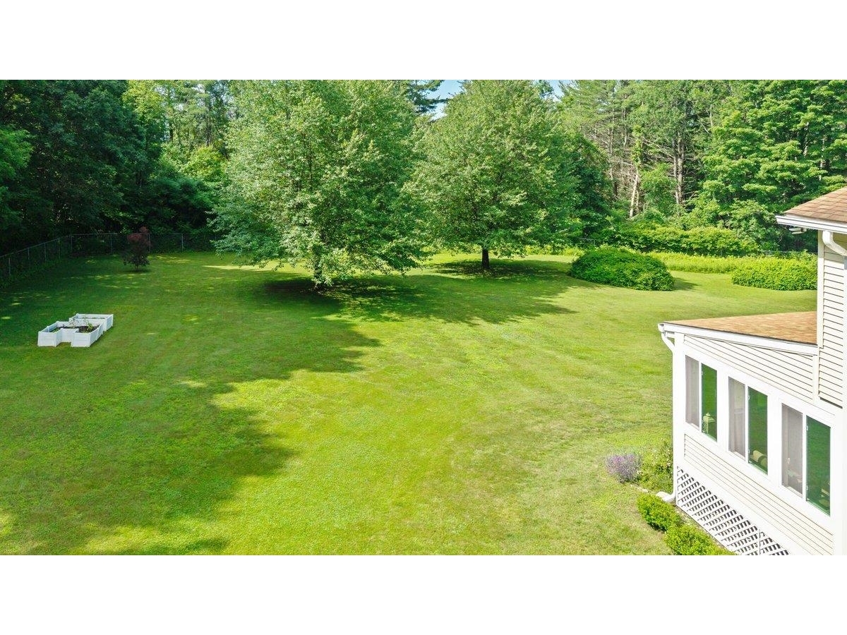 678 Pond Road