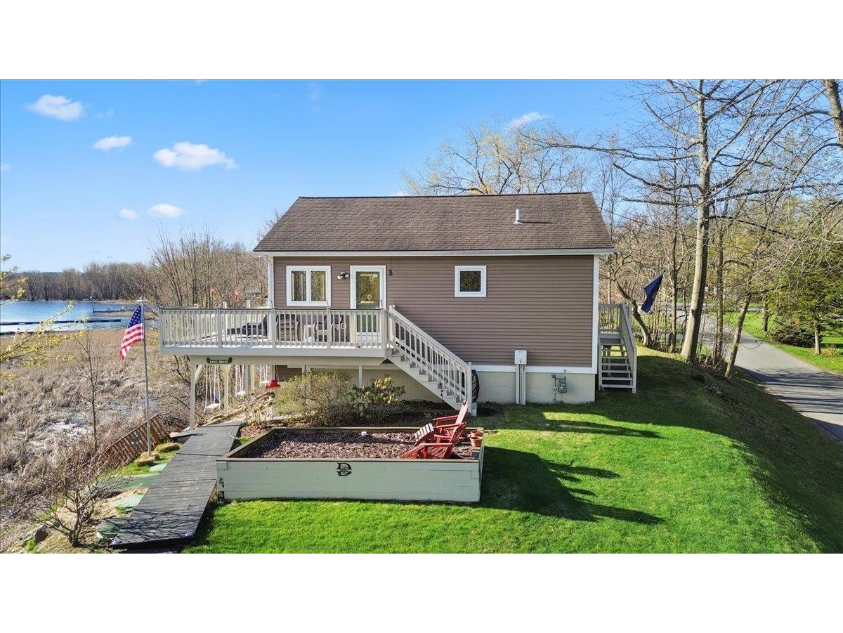 68 Whitecap Road