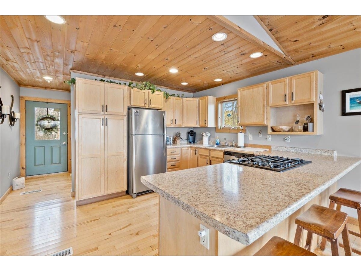 68 Whitecap Road