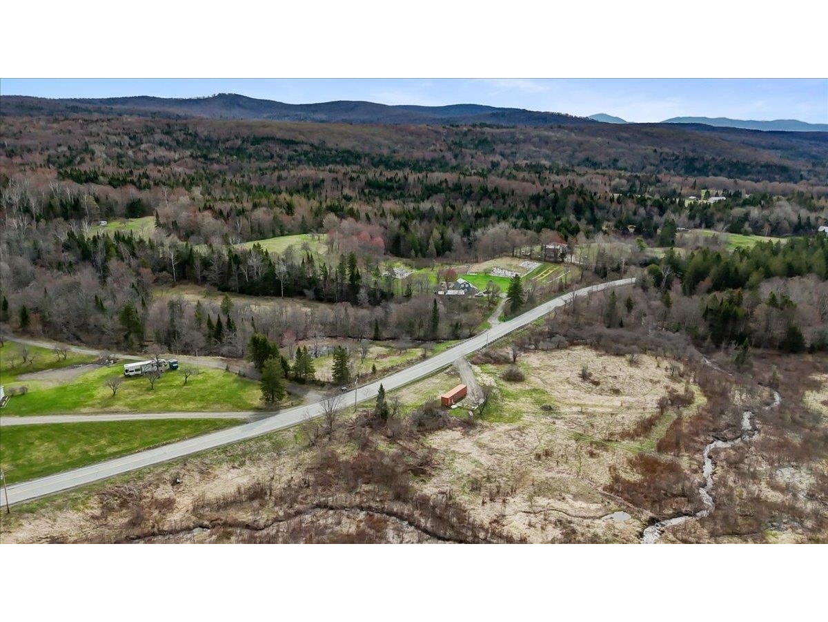 6847 Vermont Route 122