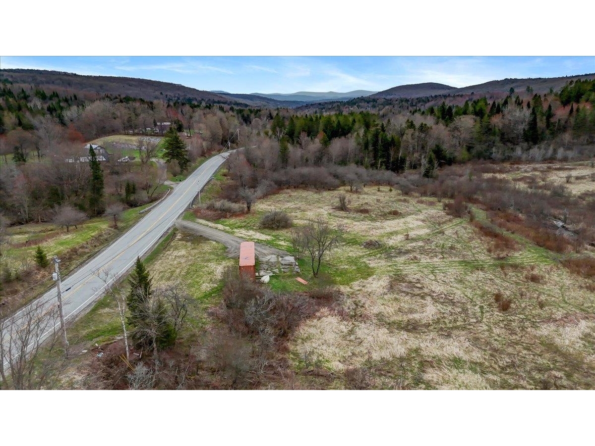 6847 Vermont Route 122
