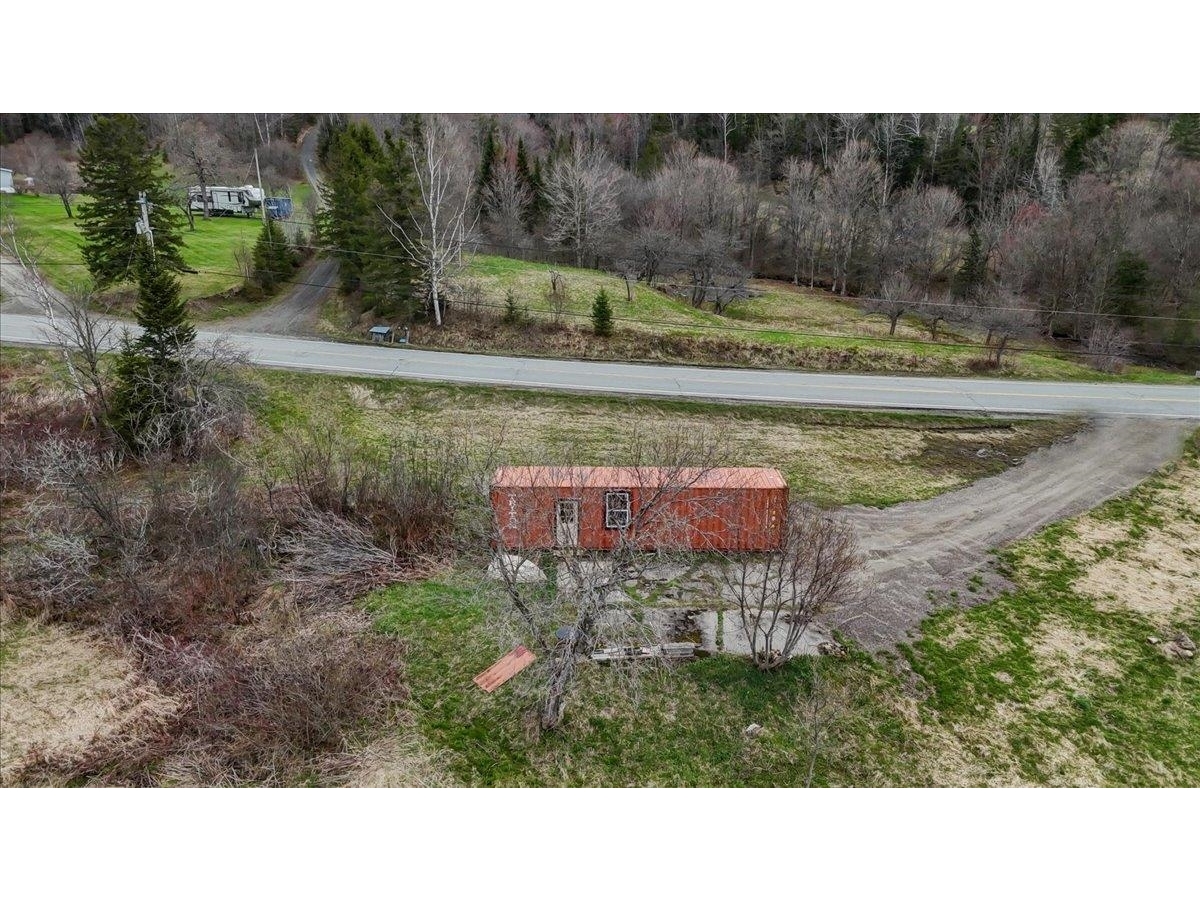 6847 Vermont Route 122