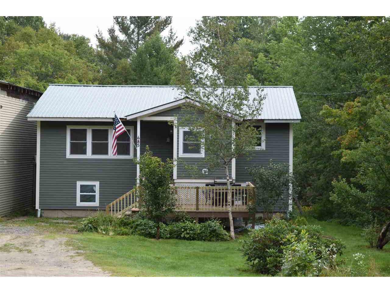685 Beach Road