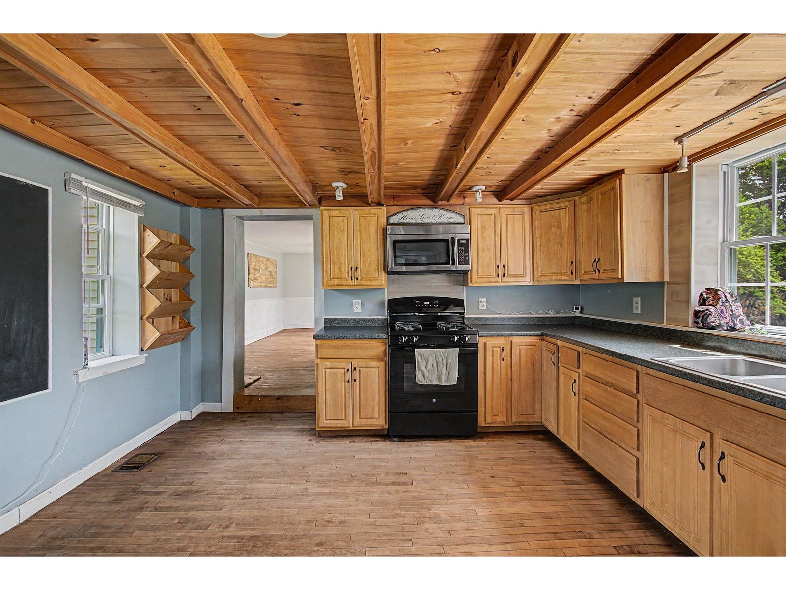6872 Chester A Arthur Road