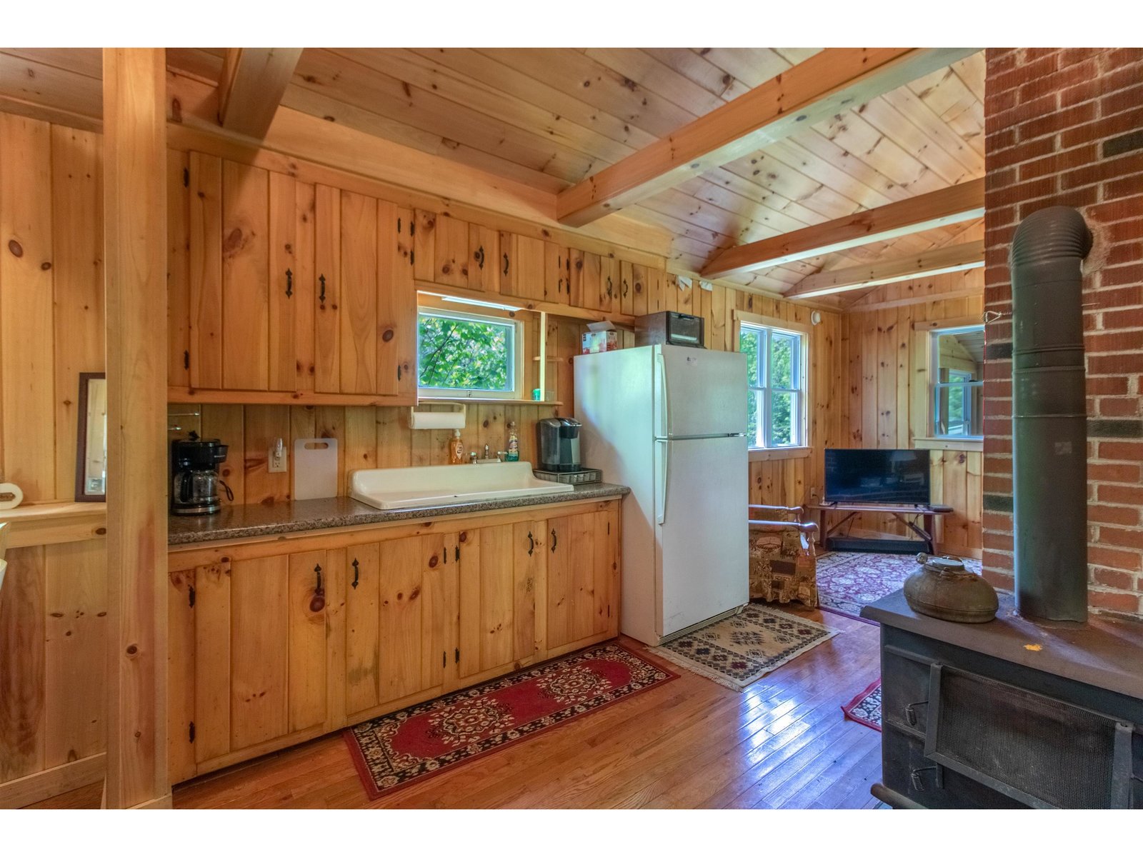 6885 Kirby Mountain Road