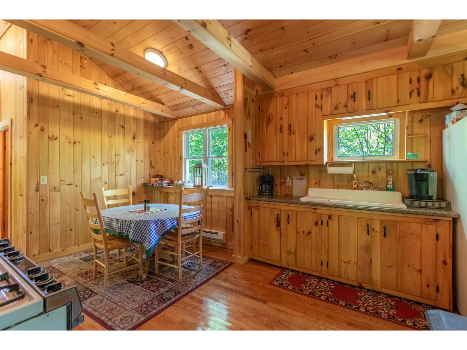 6885 Kirby Mountain Road