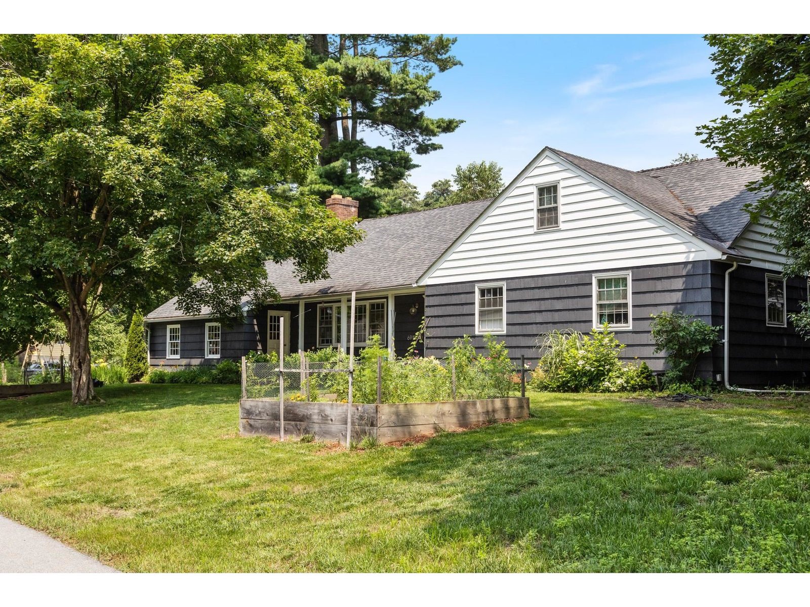 69 Brewer Parkway