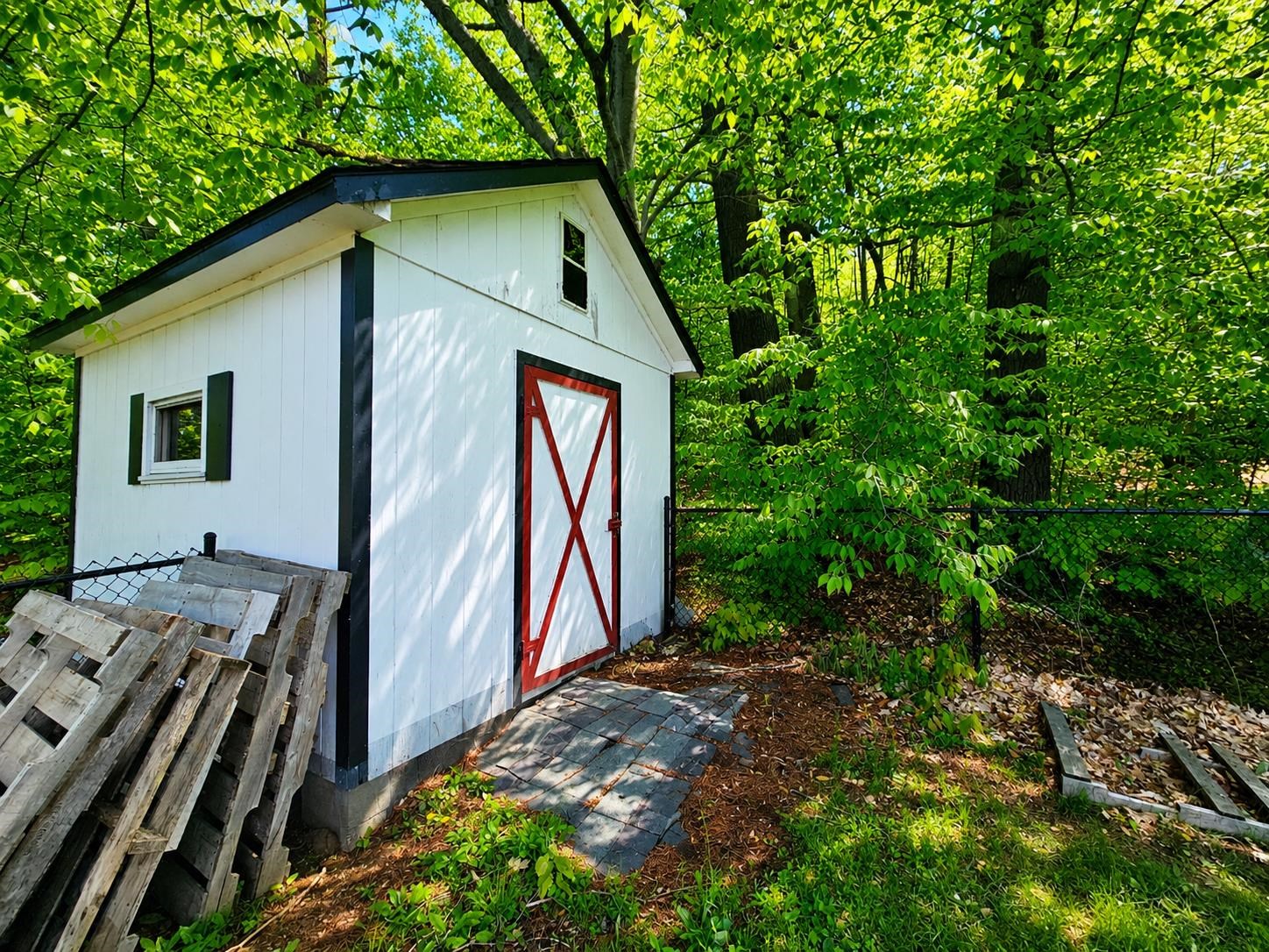 Shed