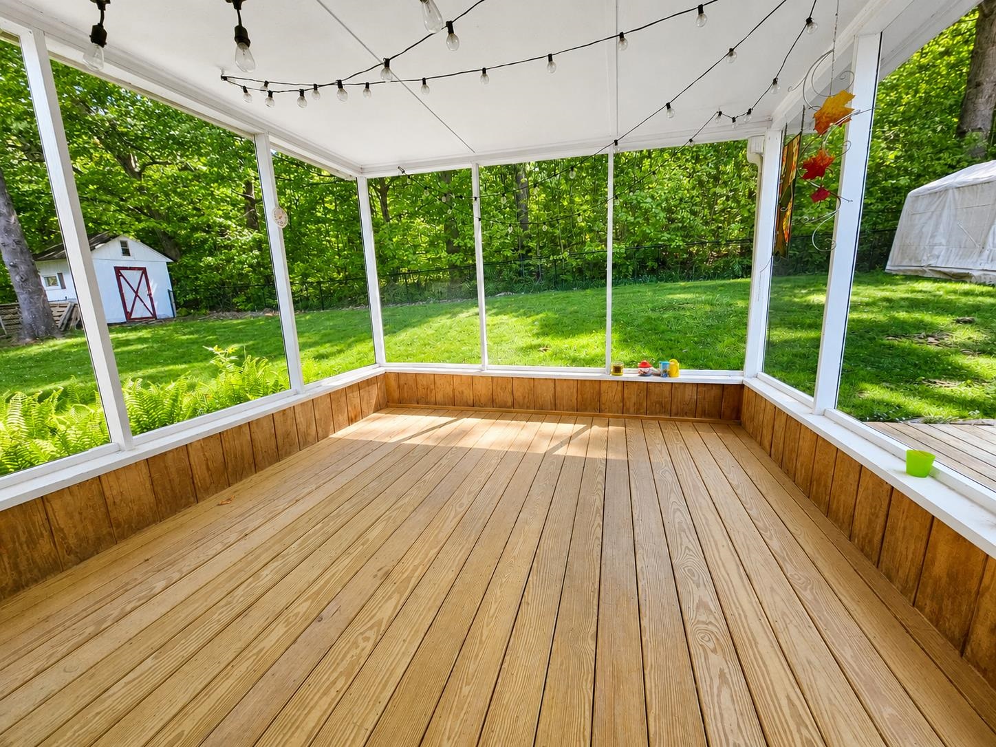 Screened Porch off Kitchen