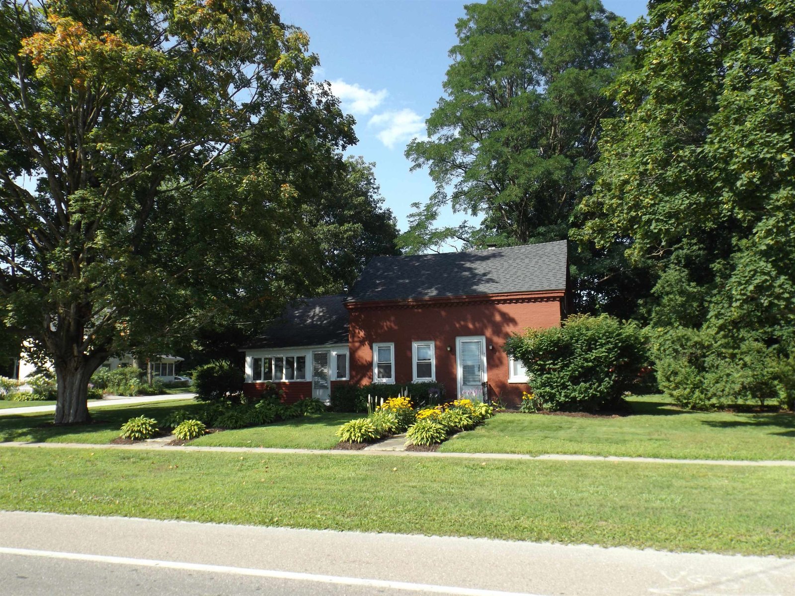 69 Grand Avenue