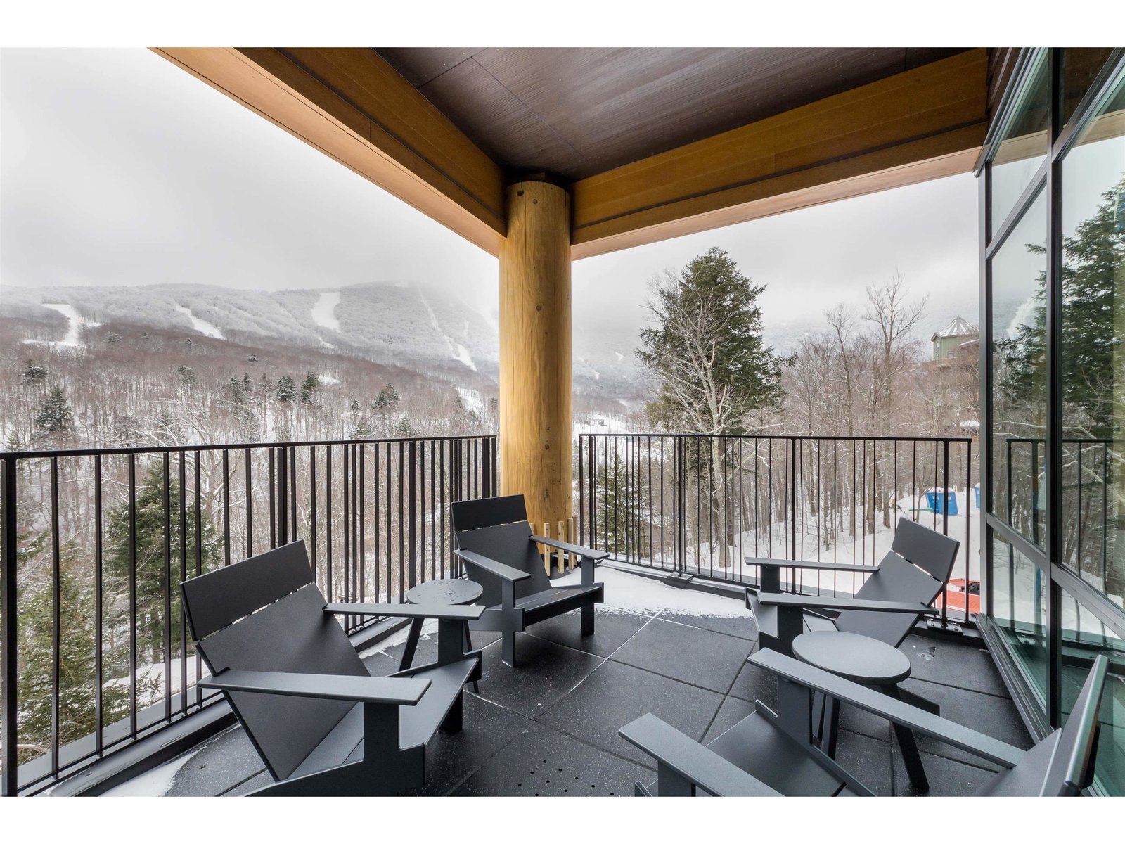 69 Hourglass Drive, Stowe
