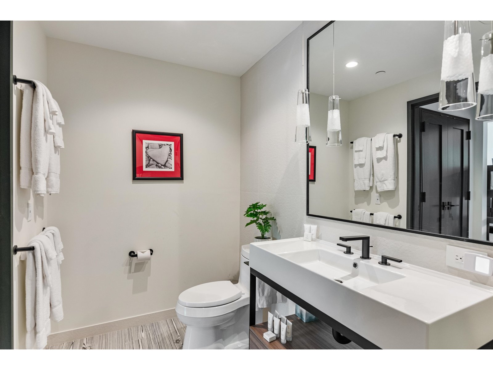 69 Hourglass Drive, Unit 205