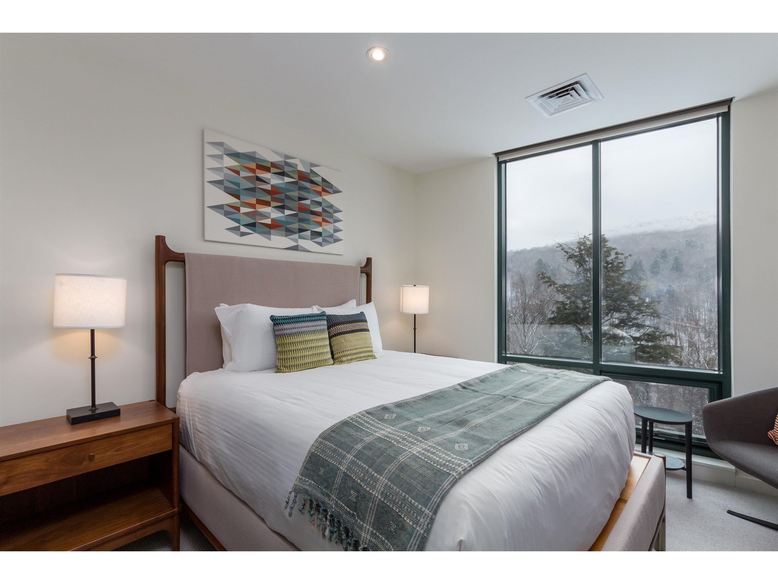 69 Hourglass Drive, Unit 301