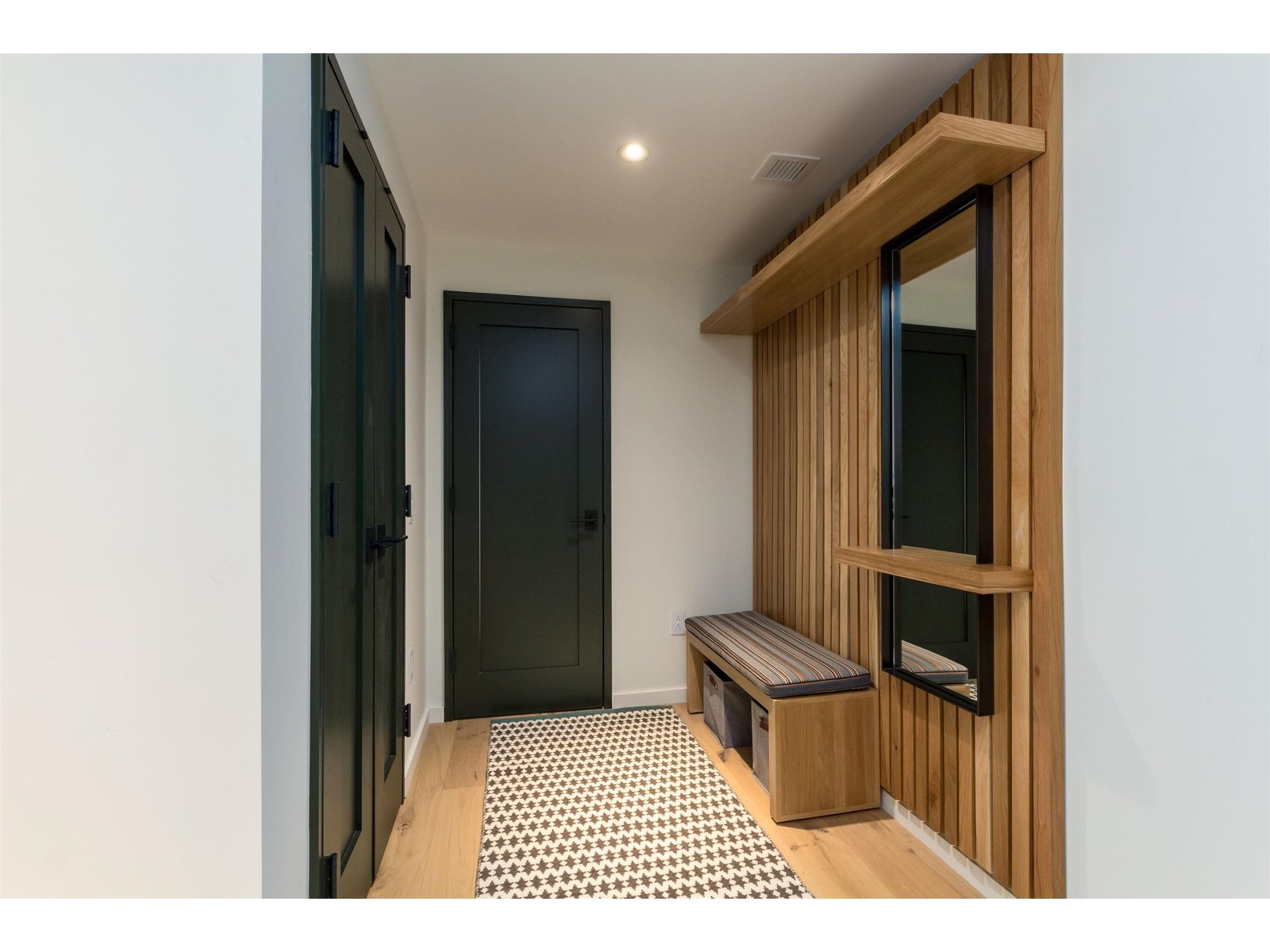69 Hourglass Drive, Unit 301